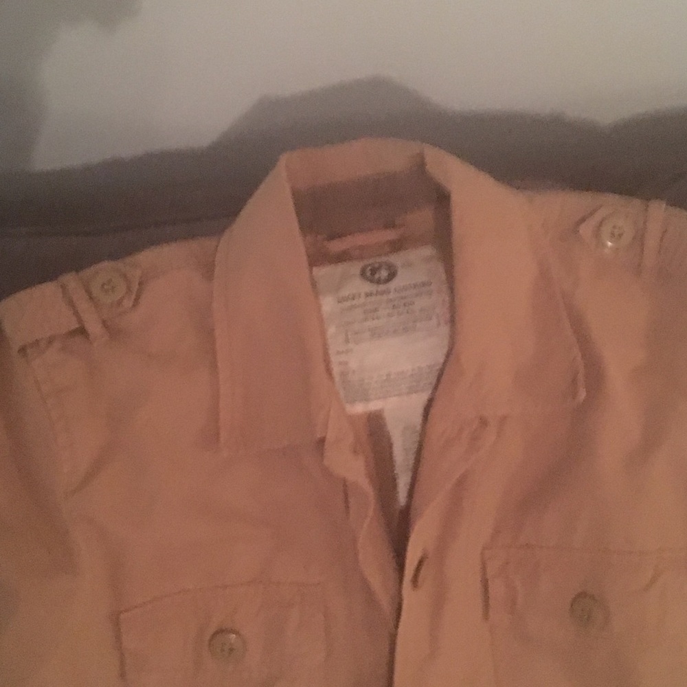 Tan jean jacket - Picture 3 of 4